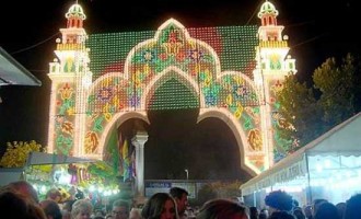 Se inaugura la Feria de Écija 2014 con el encendido del alumbrado