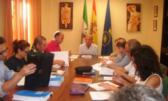 En torno a 75 personas podrán acceder al nuevo programa de contratación de urgencia social municipal de Écija