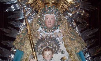 Un año más, Nuestra Patrona la Virgen del Valle paseó por las calles de Écija.