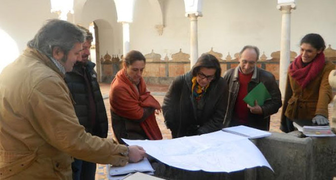 Técnicos del Instituto de Patrimonio Cultural de España valoran el estado del Palacio de Peñaflor de Écija
