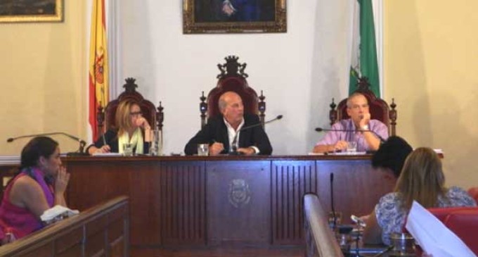 El pleno de la corporación municipal de Écija, estrena la audiencia vecinal