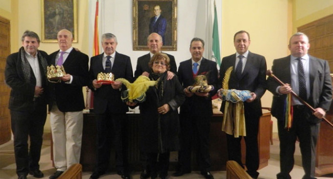 Comienza en Écija el reinado de sus majestades los Reyes Magos, Cartero Real, Tientapanzas, y Gran Visir 2014