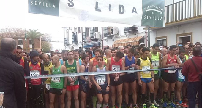 La Ruta Carlos III Ciudad del Sol de Écija, repite ganador y supera el record de participantes.