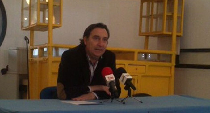 El Delegado de Cultura de Écija, Fernando Reina, es cesado por el Alcalde