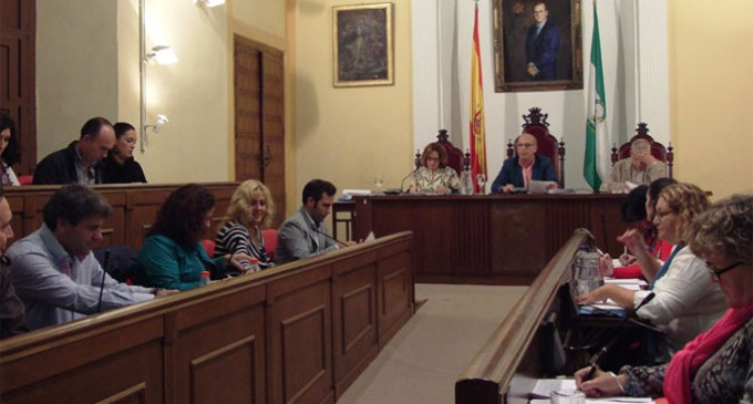 Acuerdos tomados en el pleno de la corporación municipal de Écija de 30 de enero de 2014.