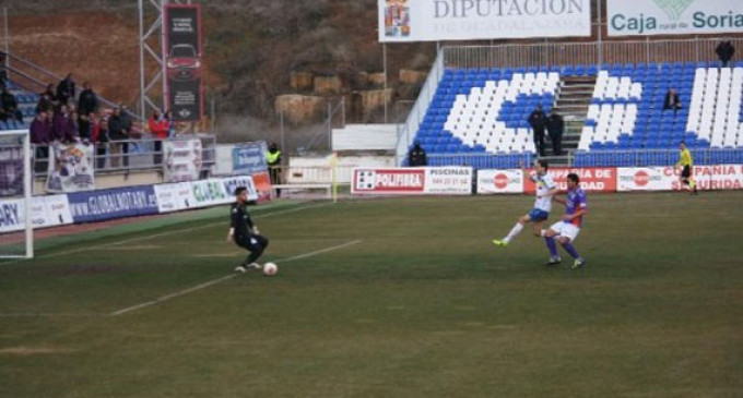 Derrota contundente del Écija ante el Deportivo Guadalajara