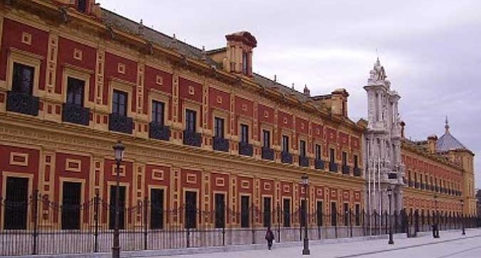 La Junta aprobó el martes la modificación de los Estatutos de la Academia Vélez de Guevara de Écija