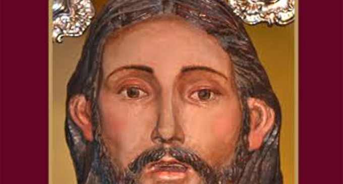 Viacrucis del Consejo de Hermandades de Écija con la Imagen de Cristo Resucitado