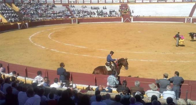 Gran éxito del Festival Taurino de Écija homenaje a El Pere