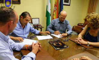 Un convenio entre Ayuntamiento de Écija y Vitalia permitirá en ciertos casos un descuento del 30% en la Residencia Virgen del Valle.