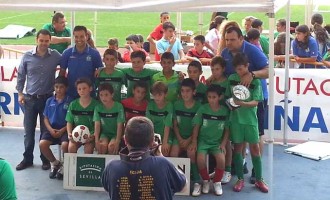 Los Benjamines de la escuela de Escuela Fútbol de Ecija se proclaman campeones del trofeo de la Diputación de Sevilla