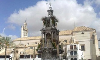 El Delegado Diocesano del Patrimonio Artístico de Sevilla comenta la custodia de Alfaro de Écija