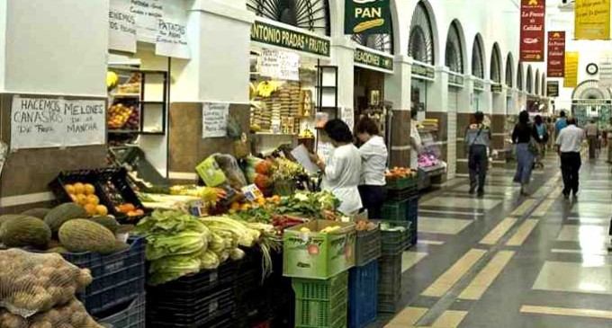 Podemos Écija lanza una campaña para incentivar las compras de Navidad en establecimientos locales