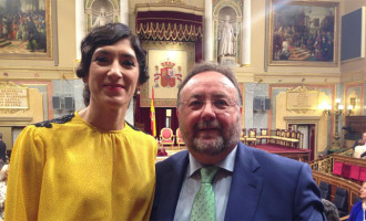 La concejal de Écija, Silvia Heredia en el Congreso, en la proclamación de Felipe VI de España