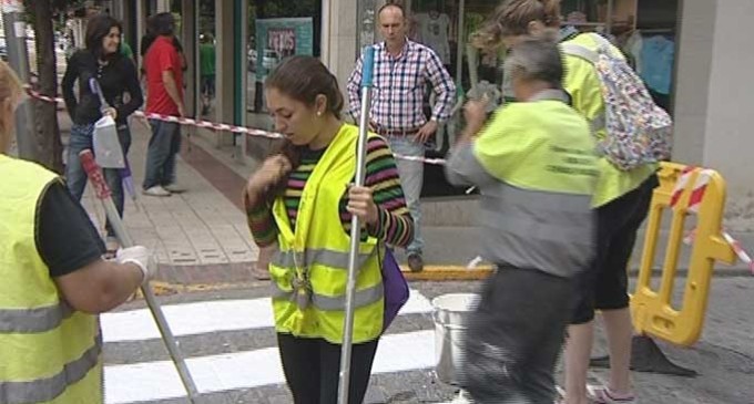 Movilidad y Medio ambiente actúan en diversas zonas de Écija gracias al programa +34 de la Diputación.