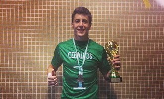 TU NOTICIA: El cancerbero Ceballos, dedica el triunfo de la Andalucía Cup al recordado portero del Écija, Miguel Alcántara