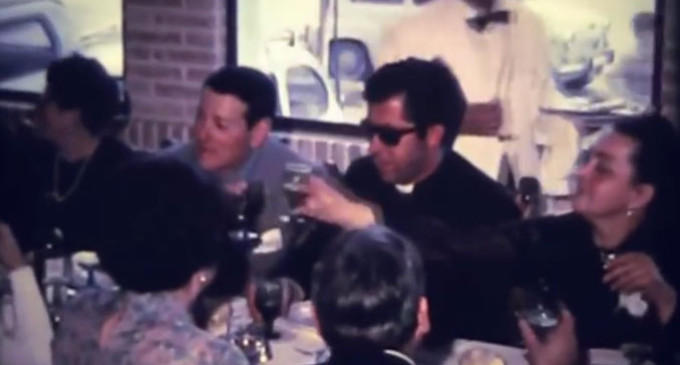 VIDEO: Imágenes de la celebración en Écija (1969), de la boda del añorado cantaor Pepe Marchena, en Pirula.