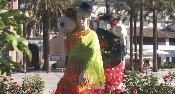 Las Ninfas se visten de flamencas para anunciar la tradicional revista “Écija en Feria 2014″