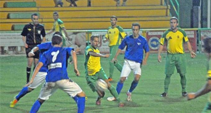 El Écija Balompié empata a 0 en el feudo de La Unión Deportiva Los Barrios