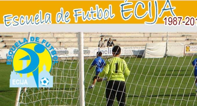 Acto de apertura de la Escuela Municipal de Futbol de Écija