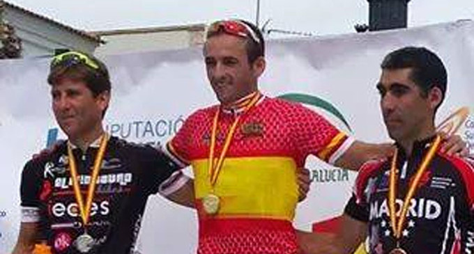 Antonio Pérez, de Écija, se proclama Campeón de España de Master 40