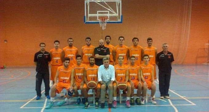 El Nevaluz Écija Basket sumó una nueva derrota al caer frente al C.B. Utrera