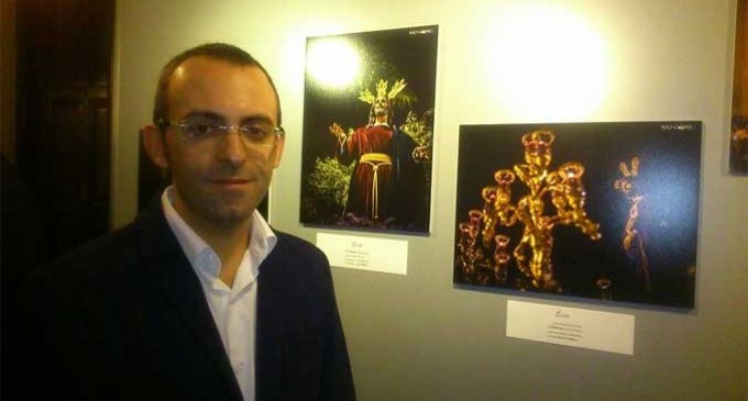 Exposición Fotográfica de Nio Gómez, de Écija, en el Congreso Pasión a Hombros de Marchena