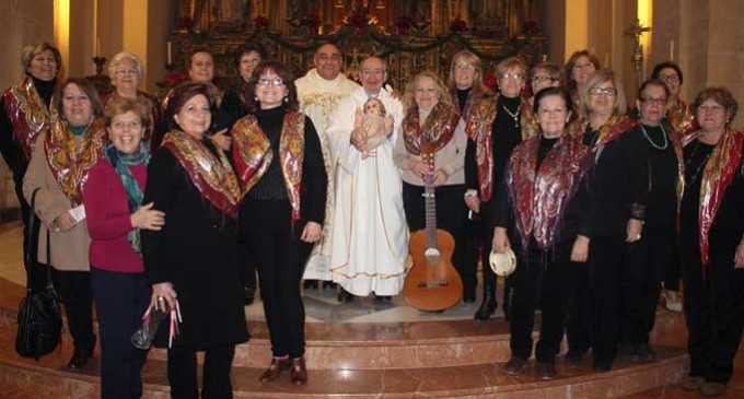 La Peña Flamenca Femenina Teresa León de Écija, cantó en la celebración del Día de Navidad