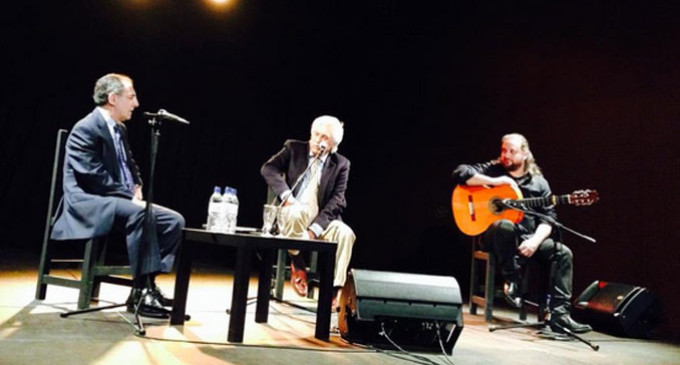 El Centro de Iniciativas Culturales de la Universidad de Sevilla vibró con el Flamencólogo de Écija, Manuel Martín y Chiquetete