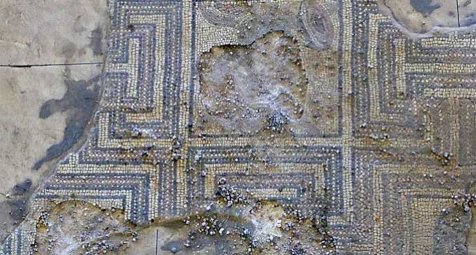 El equipo de restauración del mosaico de Écija afronta una reconstrucción sin precedentes