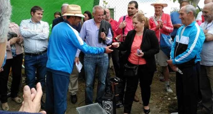 Se entregan en Écija los huertos sociales de la Red de Solidaridad Popular (RSP), con la intervención de representantes de IU