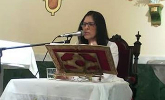 María del Carmen Gómez de Écija, realizó un magnífico Pregón a María Auxiliadora en la Ventilla.