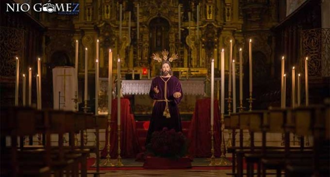 Besamano Ntro. Padre Jesús de la Cena, titular de la extinta Hermandad de la Vera-Cruz de Écija