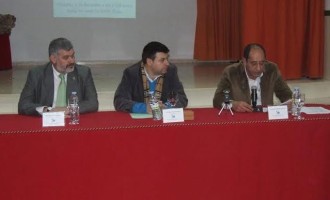 Conferencia de Ramón Freire Gálvez sobre la Casa de Peñaflor, los Jesuitas y Safa Écija (contiene audio)