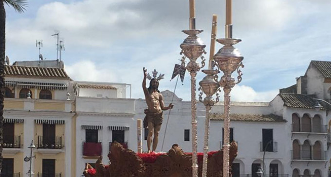 La Resurrección cierra con un día espléndido la Semana Santa de Écija 2016