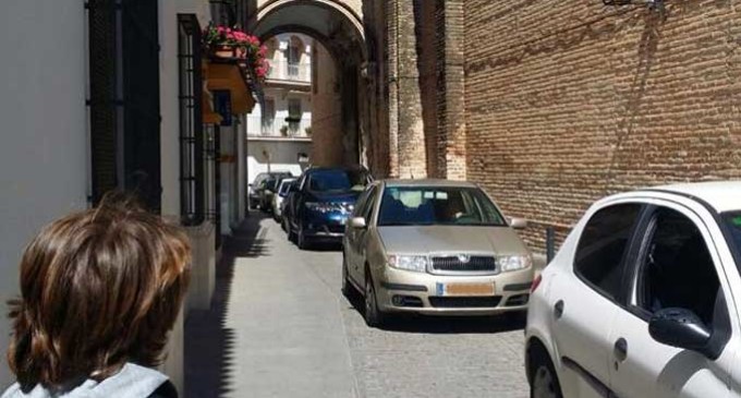 Se vuelve a cambiar el sentido de las calles de Écija, Mendoza y Cronista Martín Jiménez