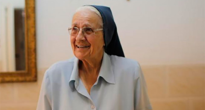 Fallece Sor Agustina Barcia, una religiosa nacida en Écija que luchó por los más necesitados