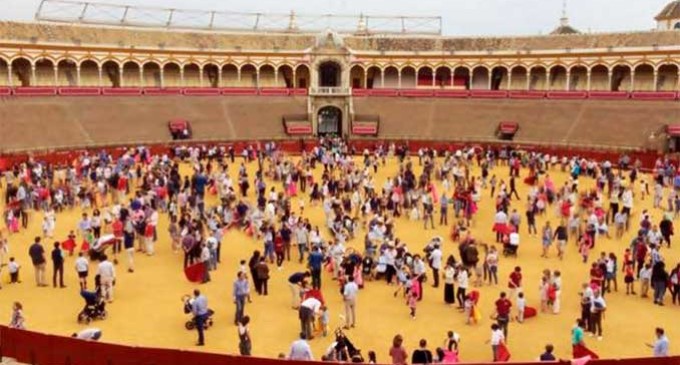 La Escuela Taurina de Écija y la de Sevilla con Pepe Luis Vargas al frente, en la Jornada de Puertas abiertas en la Real Maestranza de Sevilla