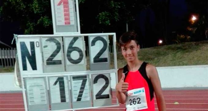 El atleta de Écija, David Ostos Morente, medalla de oro y mejor marca a nivel nacional en Salto de Altura