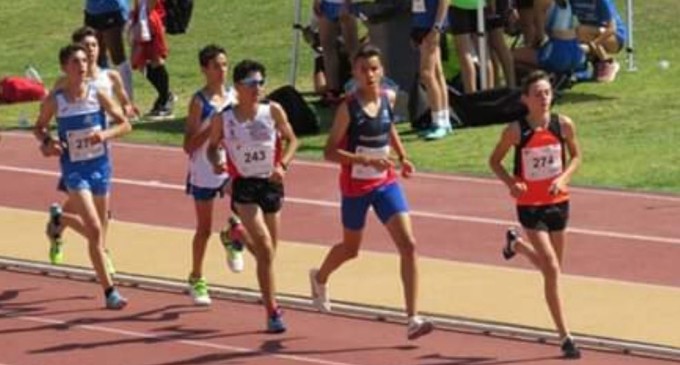 Una medalla de Oro, dos de Plata y tres de Bronce para atletas de Écija en el Campeonato de Andalucía Sub16-Cadetes (video)