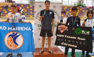 El taekwondista de Écija, Álvaro Hidalgo, consigue la medalla de oro de su categoría en la X Supercopa de Andalucía