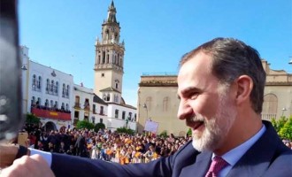 Écija se abrazó con los Reyes de España y así lo vió la Prensa Nacional: Noticias, fotografías y videos…