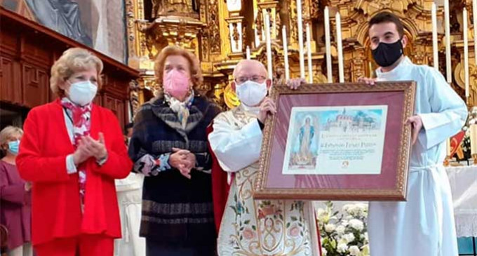 El agradecimiento de una comunidad de Écija a un gran sacerdote: D. Fernando Flores Pistón