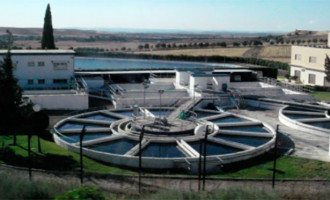 La Junta de Andalucía decreta no apta para el consumo el agua potable de Écija. Ubicación de los camiones cisternas para distribución de agua potable