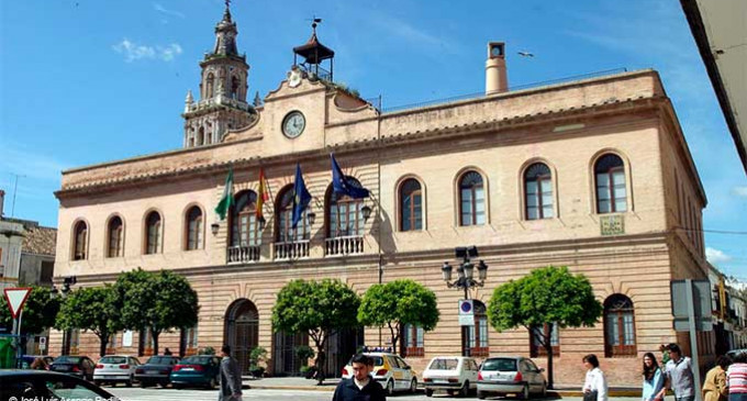 Ex ediles históricos de Écija firman un manifiesto de apoyo a las fuerzas progresistas para las próximas elecciones